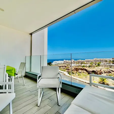 Ocean Garden アパート アデヘ