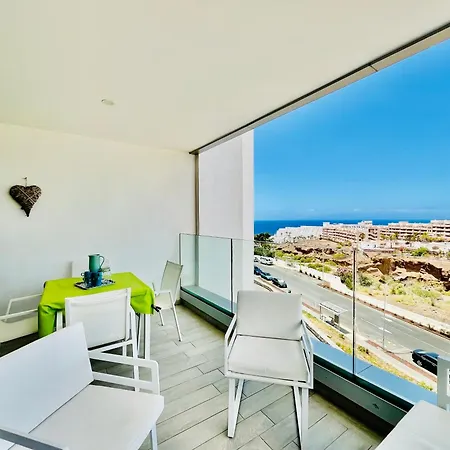 Ocean Garden アパート アデヘ